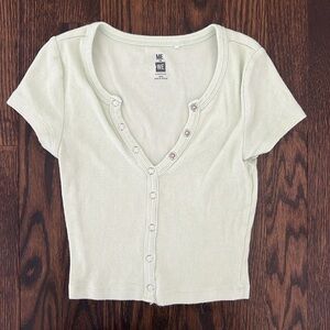 Light green PacSun button top